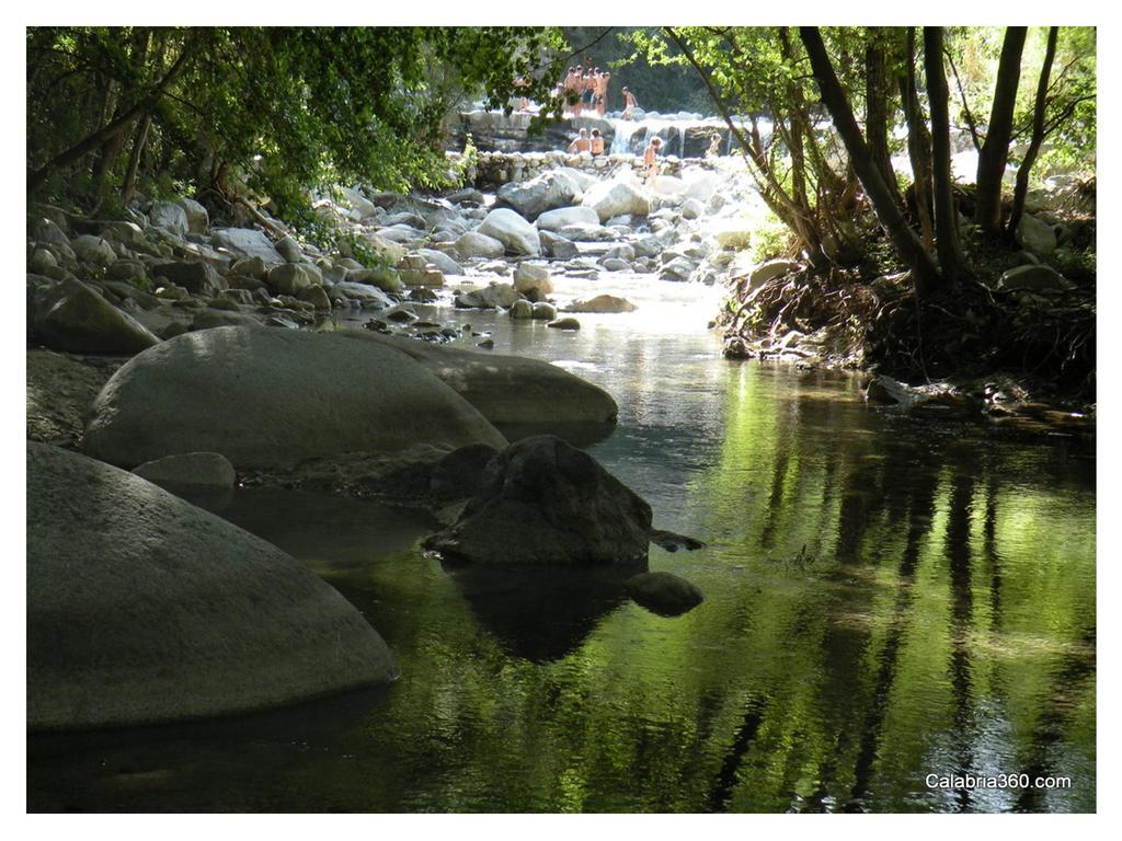 Borgo Della Longevita Bed & Breakfast Bivongi Luaran gambar